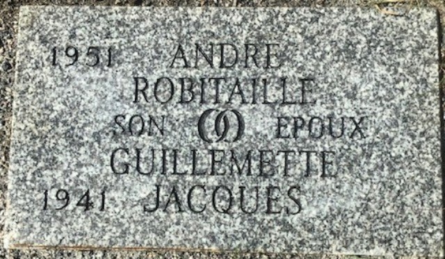 plaques\lot391_4.jpg